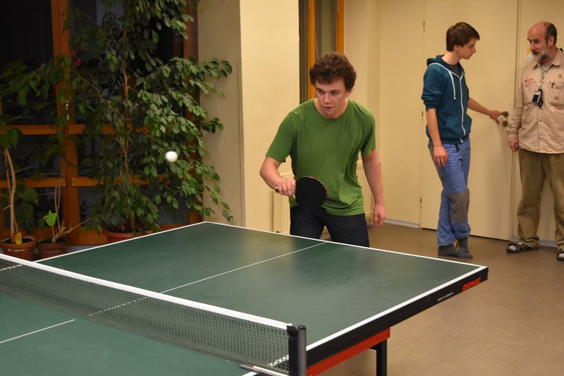 2015-12-191670-jel-vn-plz.jpg